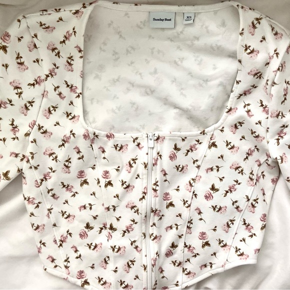 Aritzia Sunday Best Maverick Longsleeve - Picture 2 of 2